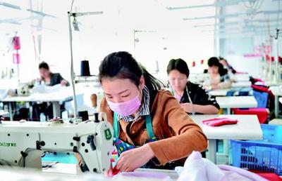 知行合一德技并修 北京文化传媒的双轨发展